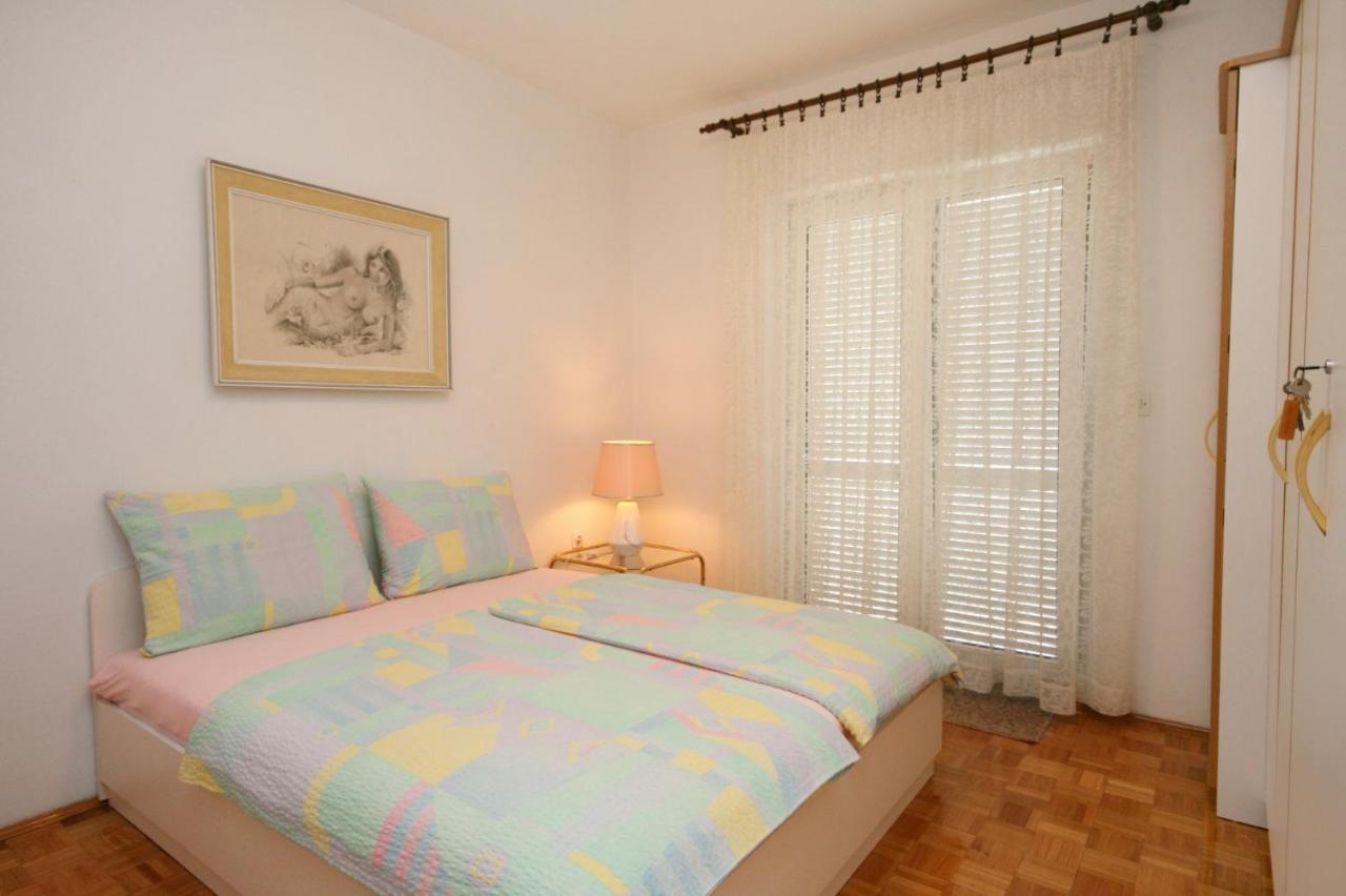 Apartments With A Parking Space Novi Vinodolski - 5529 Bagian luar foto